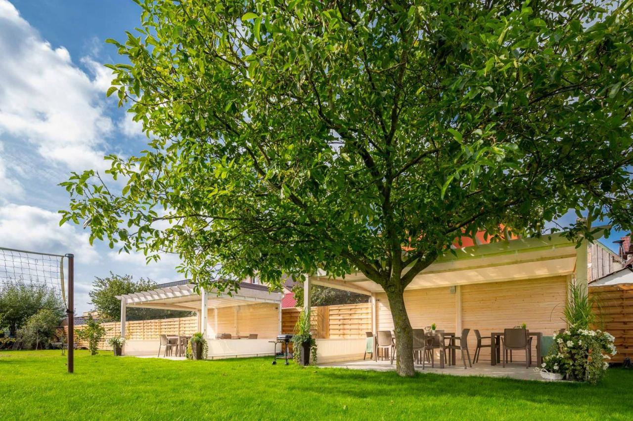 Pensjonat Marynarski - Apartamenty Darlowko Esterno foto