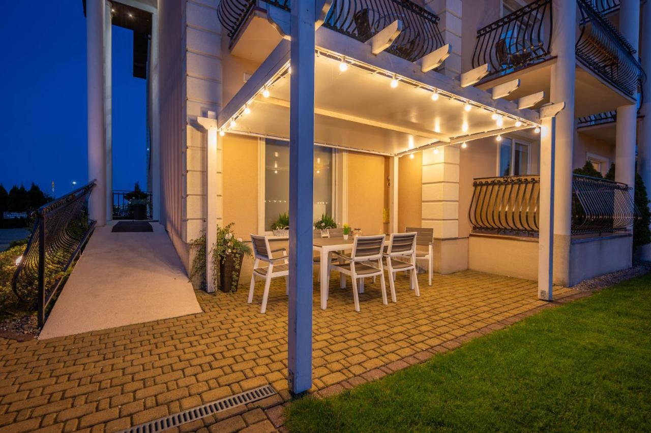 Pensjonat Marynarski - Apartamenty Darlowko Esterno foto