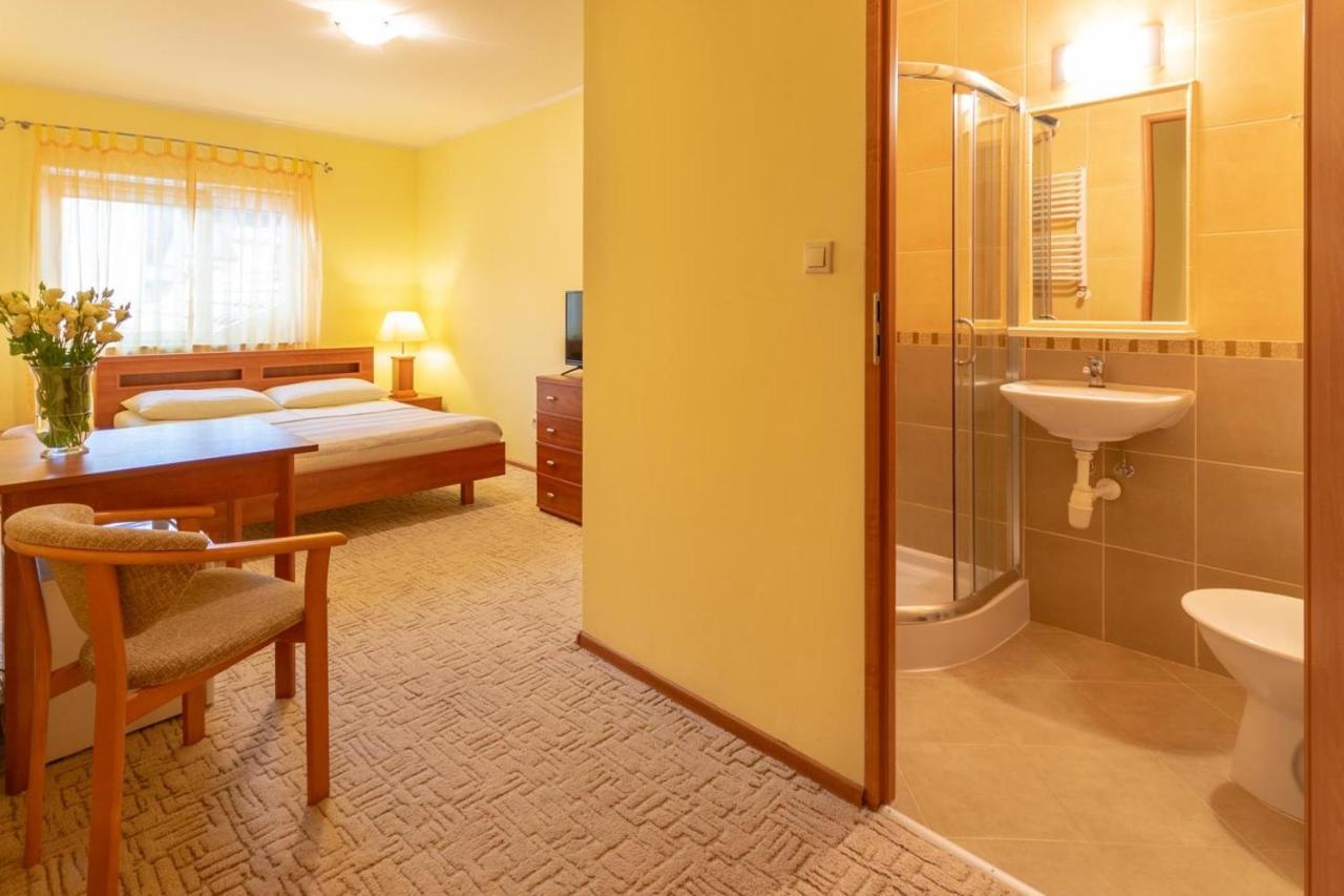 Pensjonat Marynarski - Apartamenty Darlowko Esterno foto