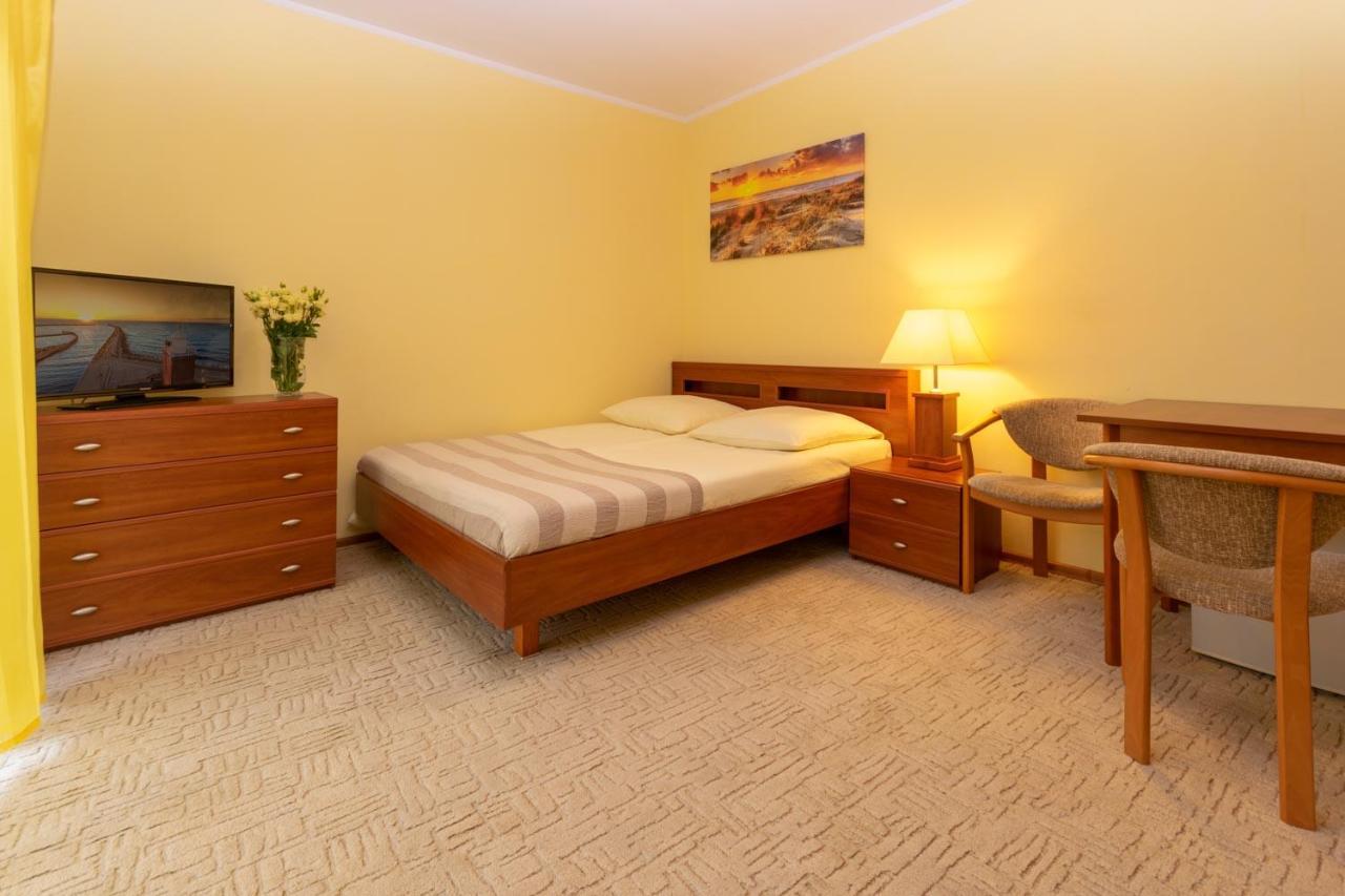 Pensjonat Marynarski - Apartamenty Darlowko Esterno foto