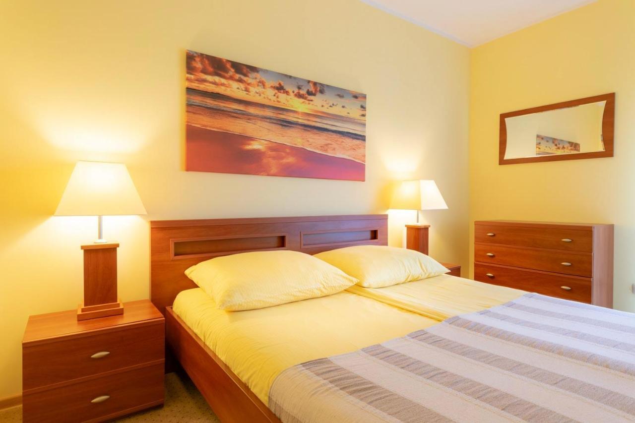 Pensjonat Marynarski - Apartamenty Darlowko Esterno foto