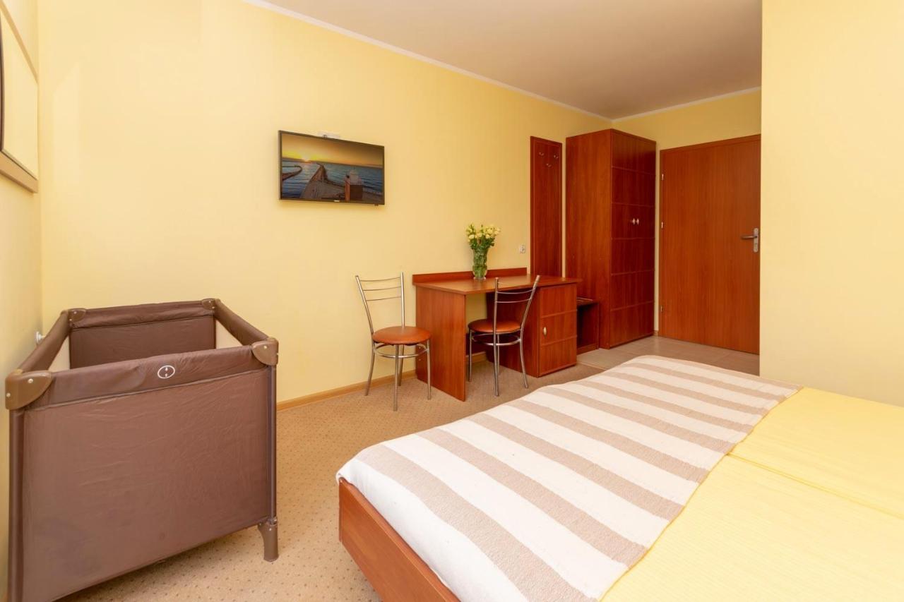 Pensjonat Marynarski - Apartamenty Darlowko Esterno foto